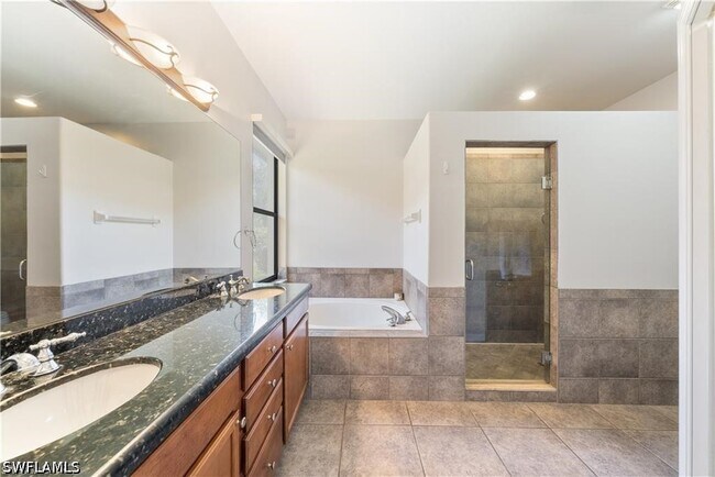 Building Photo - 14864 Indigo Lakes Cir