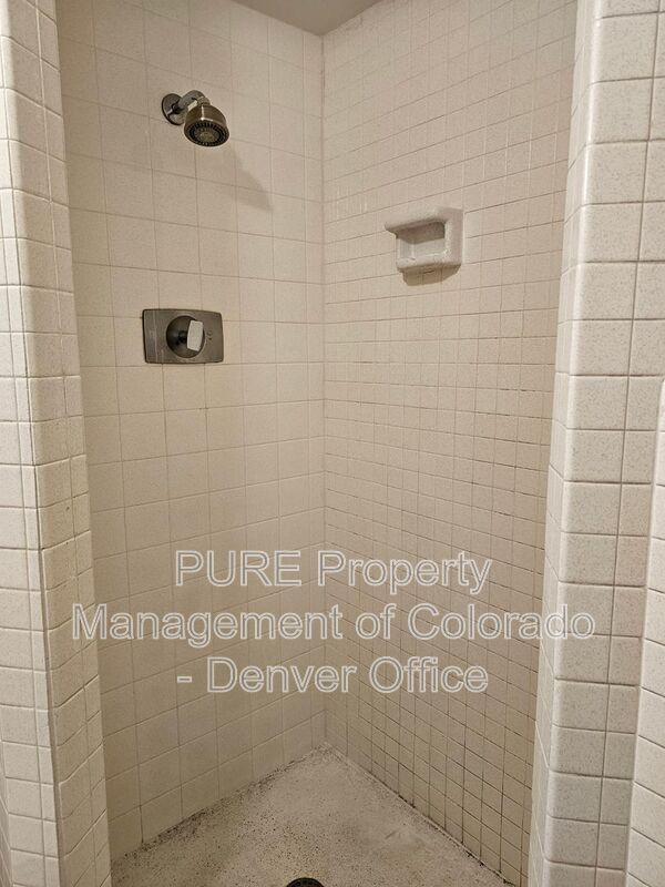 Building Photo - 1020 15th St