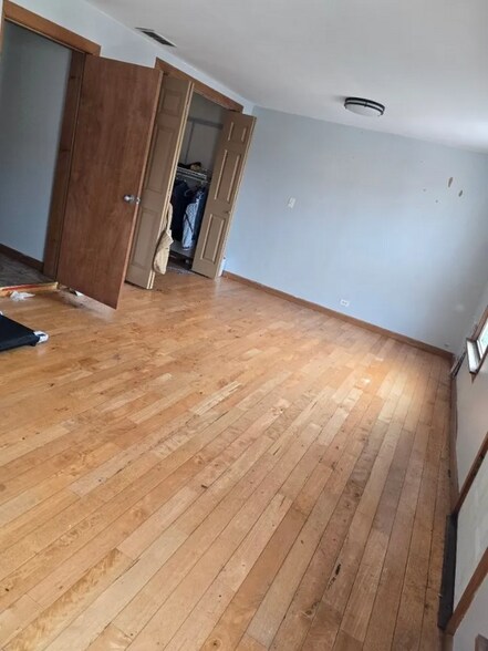 Building Photo - 736 N Ada St