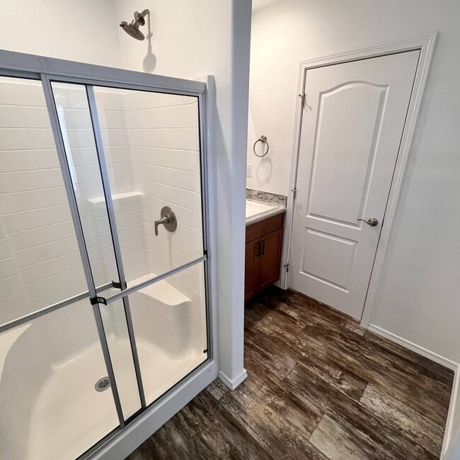 Building Photo - 4100 N Romero Rd