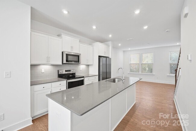 Building Photo - 4018 Capital Rdg Ct