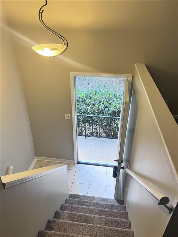Building Photo - 2936 Spanish Oak Dr SW