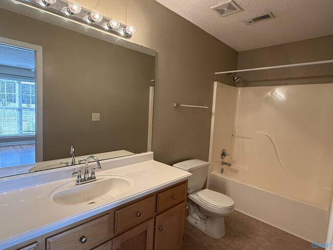 Building Photo - 12875 Marble Dr