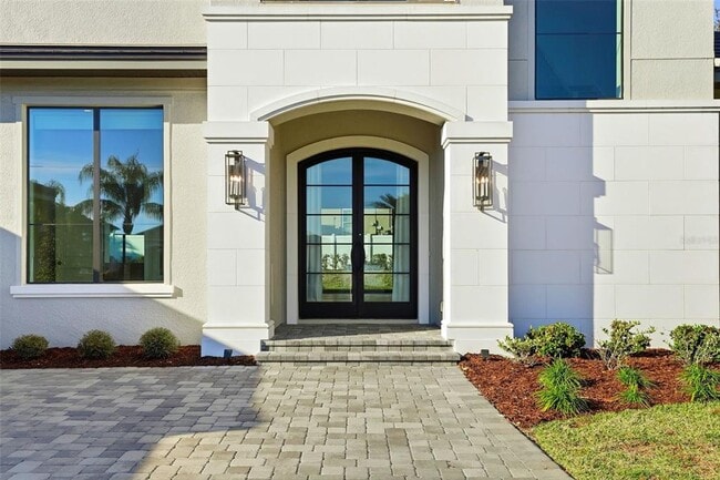 Building Photo - 705 Largovista Dr