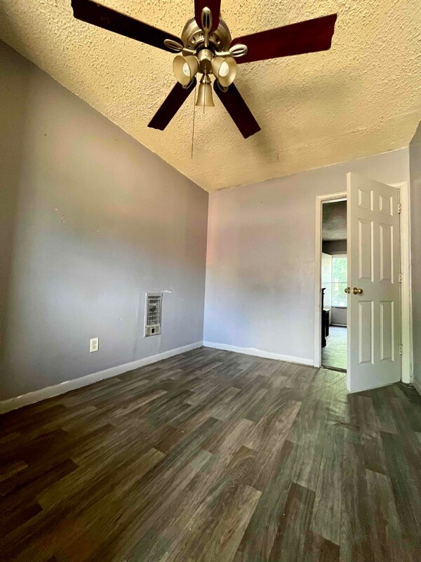 Building Photo - 302 M.L.K. Jr Dr