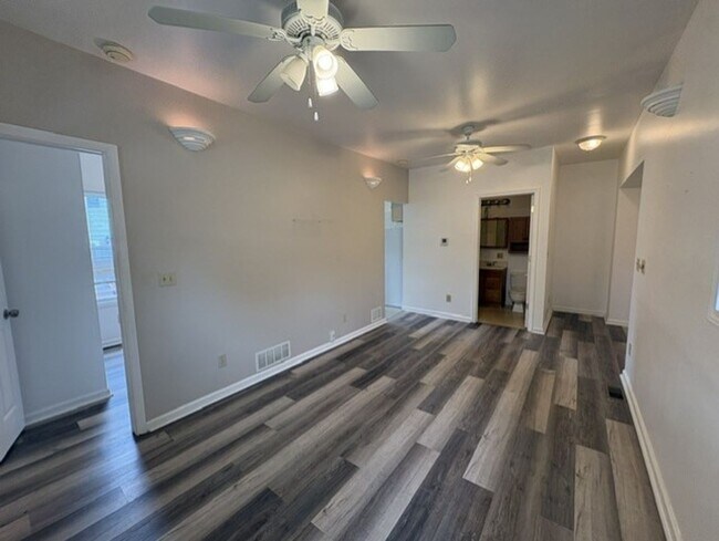 Building Photo - Affordable 1-Bedroom Home with Private Yard