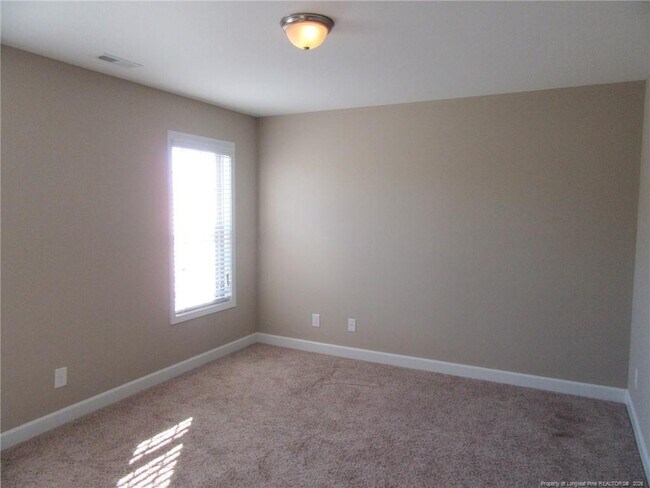 Building Photo - 2142 Yates Ranch Rd