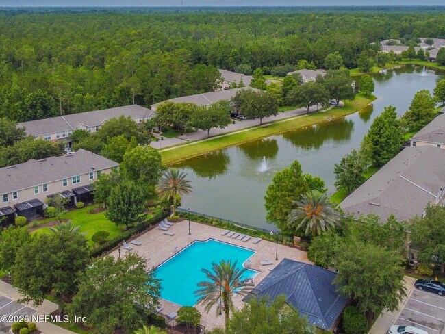 Building Photo - 5831 Parkstone Crossing Dr