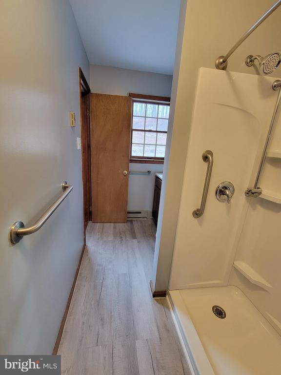 Building Photo - 320 Troutman Rd