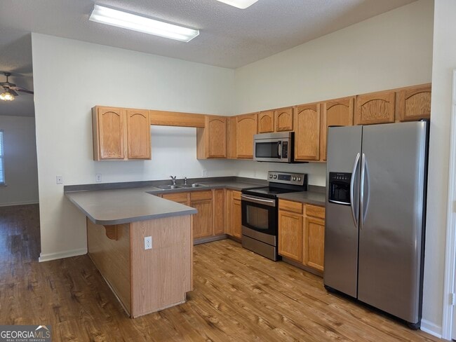 Building Photo - 4009 Winfield Dr