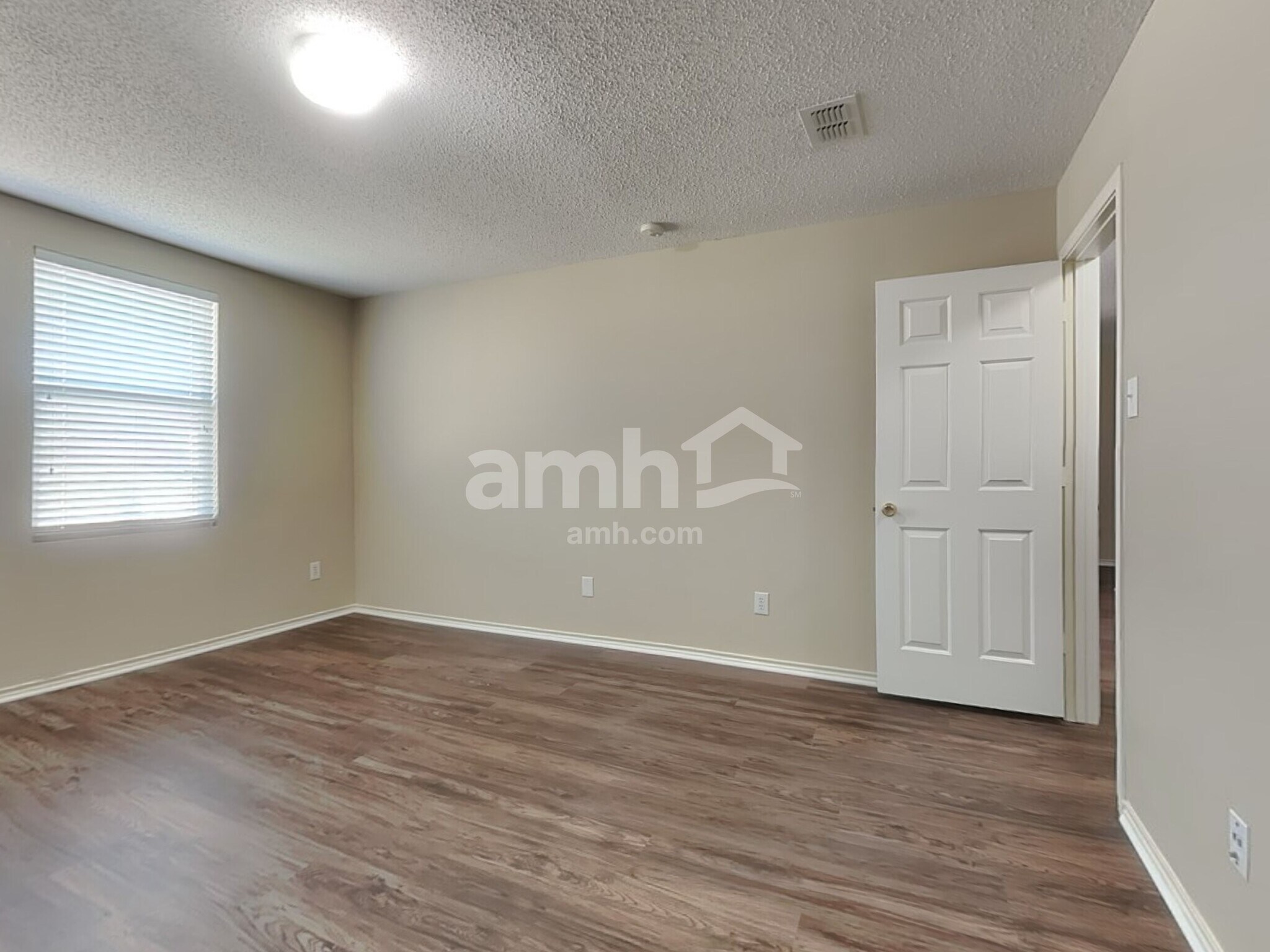 Building Photo - 3041 Dusty Ridge Dr