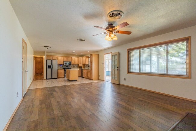 Building Photo - Spacious 3 Bedroom Home with Solar Panels and a Pool