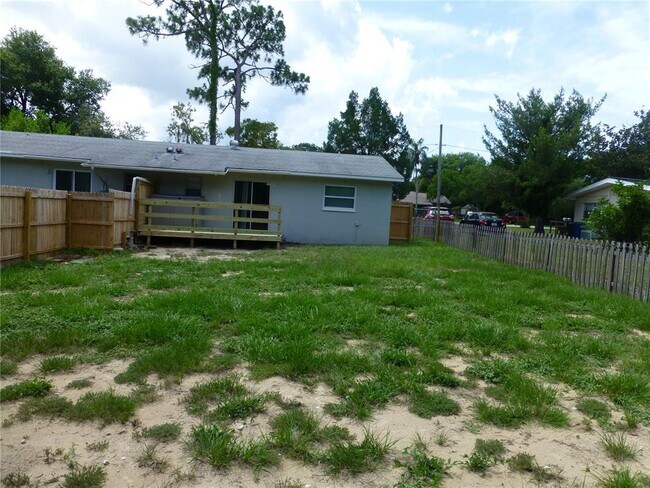 Building Photo - 197 Highland Rd