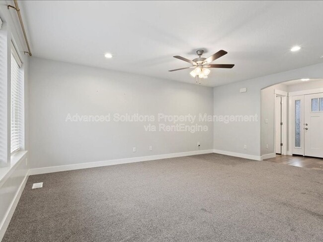 Building Photo - 13972 S Overwatch Dr