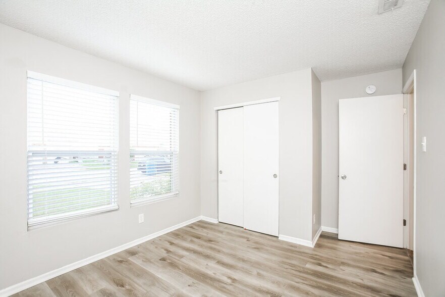 Building Photo - 8350 Ingalls Way