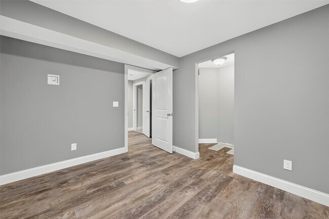 Building Photo - 15 Country Trail Ct