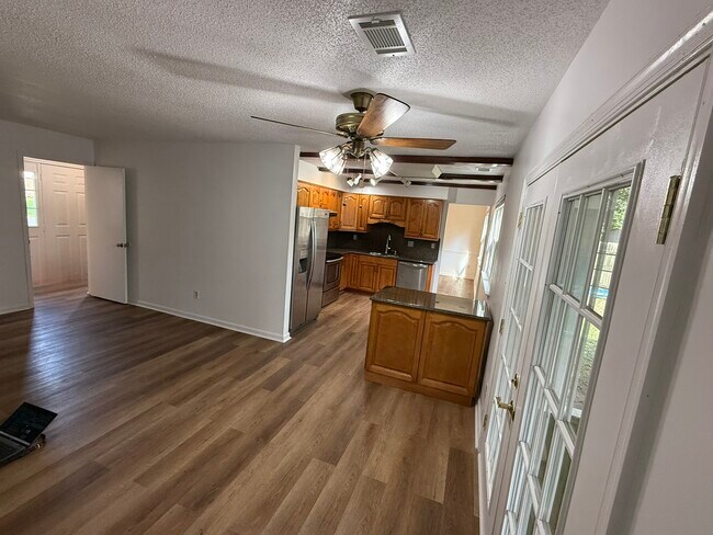 Building Photo - 3784 Strathmoor Cir