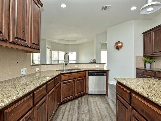 Building Photo - 214 Rivulet Ln