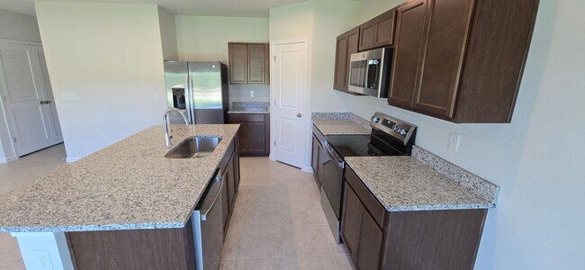 Building Photo - South Villages