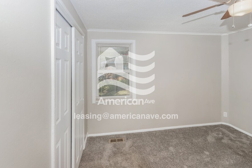 Building Photo - 108 Torres Dr