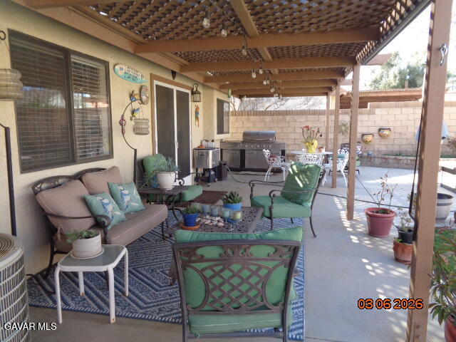 Building Photo - 43043 Flag St