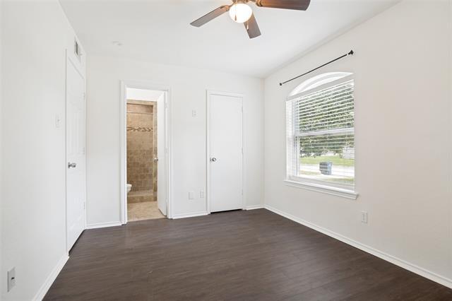Building Photo - 1005 Phillips Cir