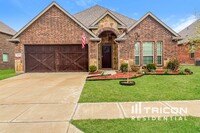 Building Photo - 2525 Sabine Cir