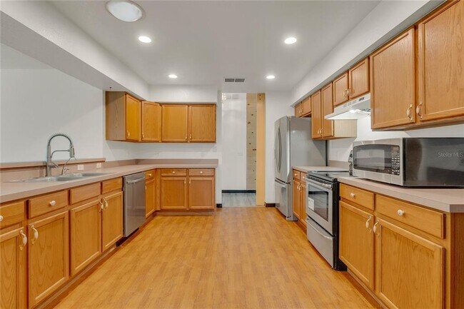 Building Photo - 4831 Rummell Rd
