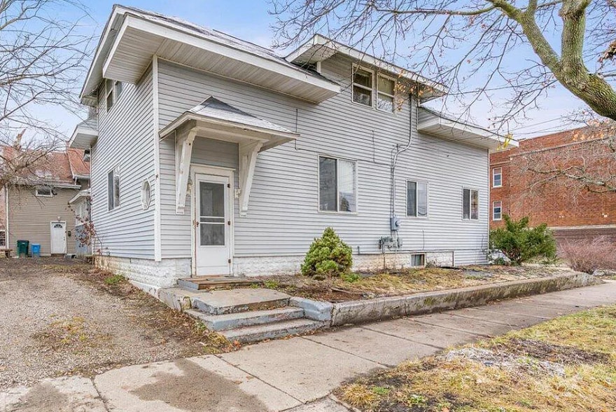 Building Photo - 501 W Lenawee St