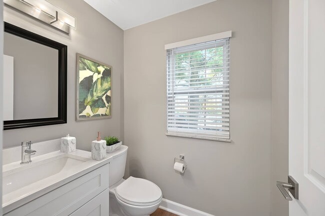 Floorplan - Indian Creek Apartments and Townhomes