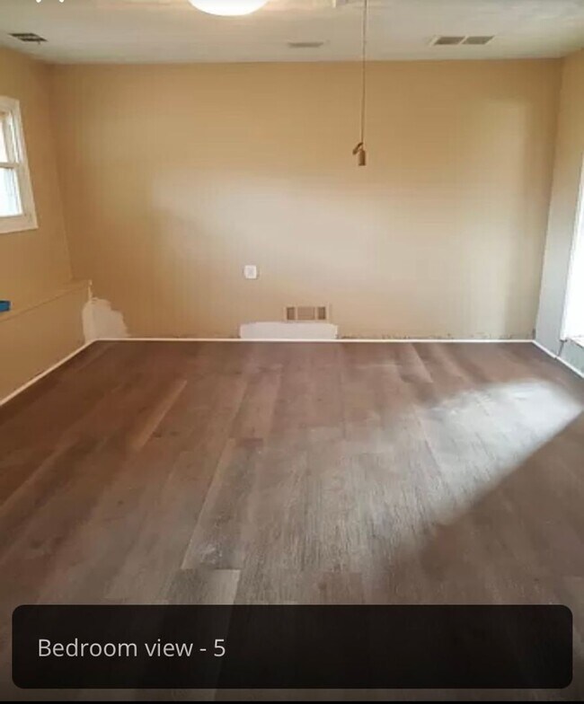 Building Photo - Welcome to this beautiful 5 bedroom home l...