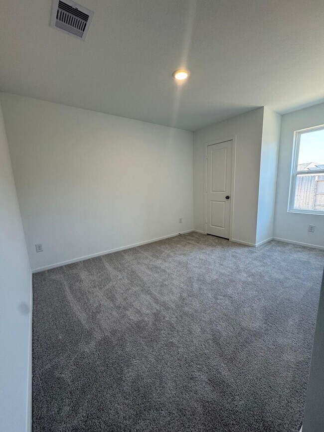 Building Photo - 26902 Cherry Plum Ln