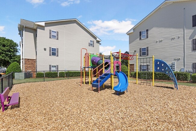 Building Photo - 524 Varnson Ln