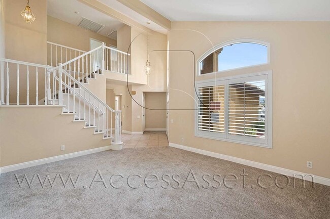 Building Photo - 32440 Beechwood Ln