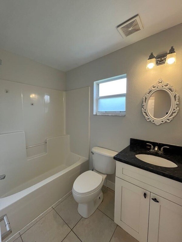 Building Photo - 2173 Mystic Ring Loop