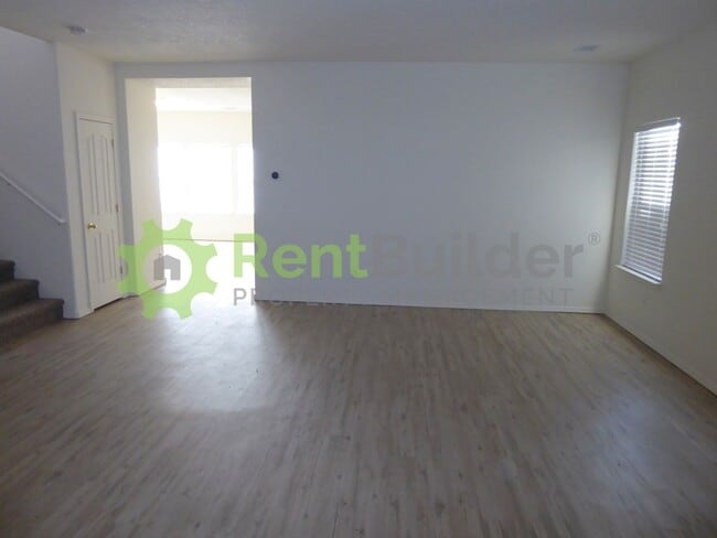 Building Photo - !!!PRICE IMPROVEMENT - APPLY NOW!!!