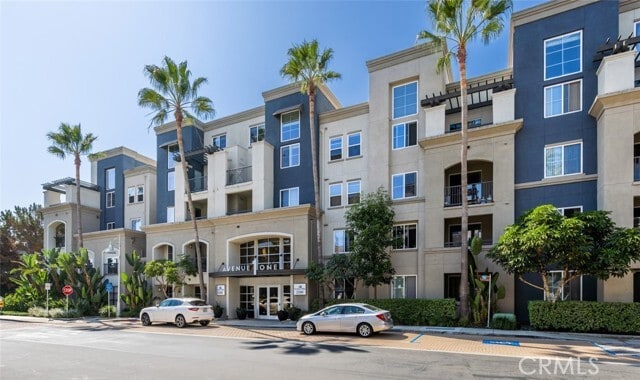 Building Photo - 2400 Scholarship