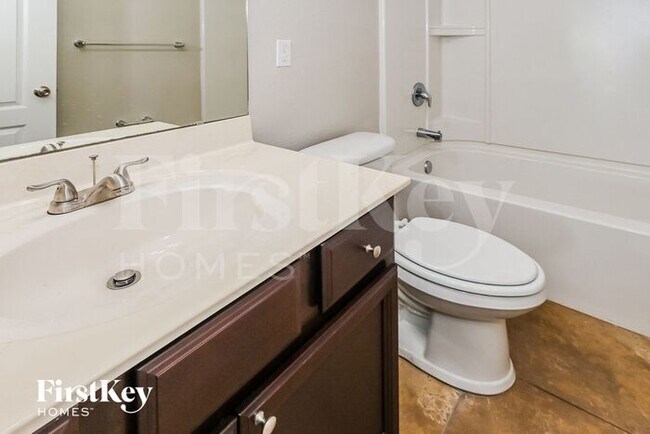 Building Photo - 3912 S Trapani Dr