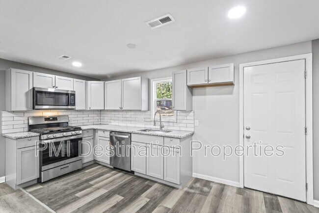 Building Photo - 5513 Hardy Ave