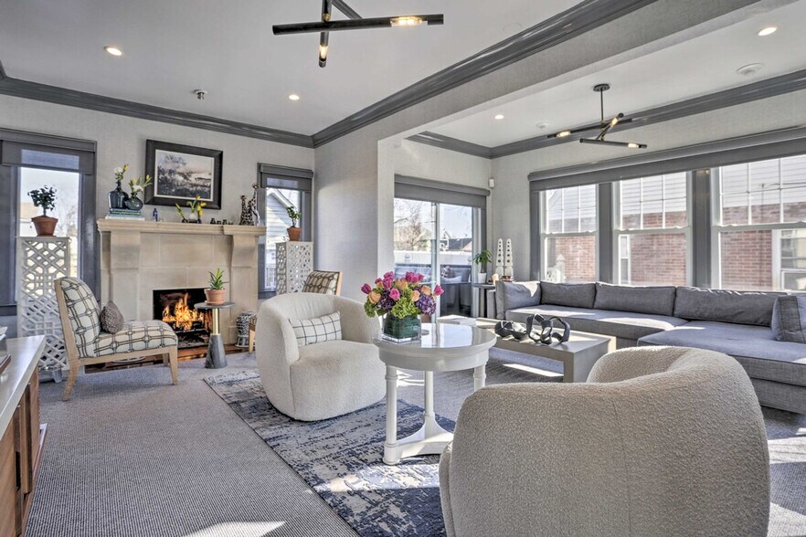 Building Photo - 257 Elm Ave