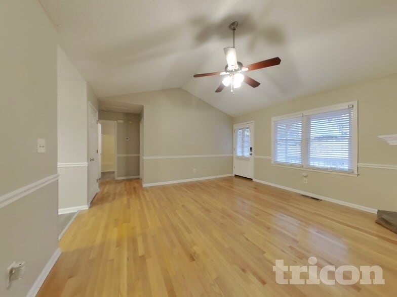 Building Photo - 296 Whitney Ln