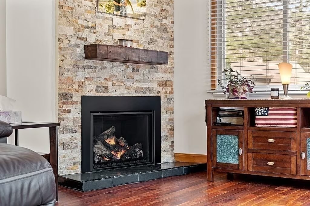 Building Photo - 68 E Bluff Rd