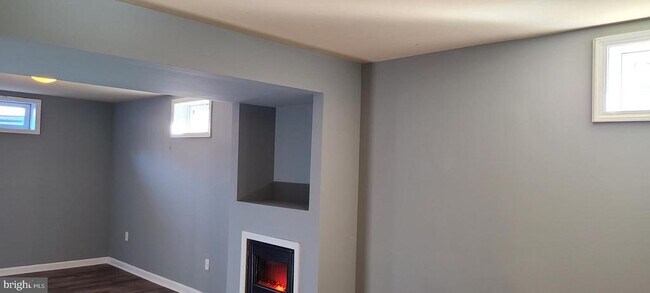 Building Photo - 15309 Lions Den Rd