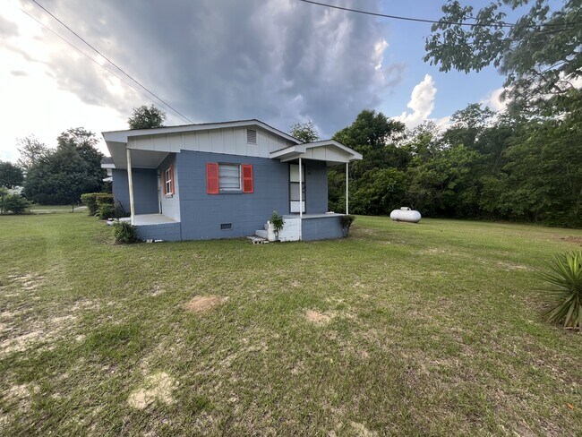 Building Photo - 1077 Williston Rd