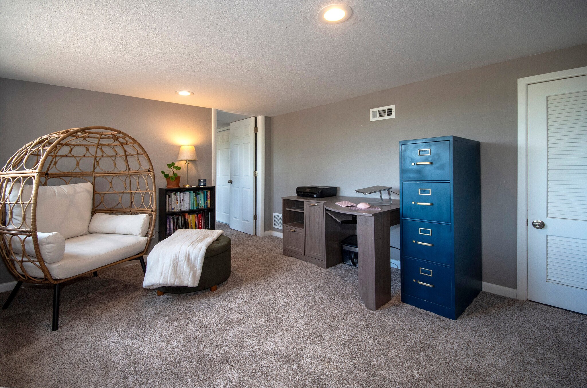Building Photo - 6965 Sugar Creek Cir