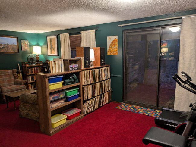 Building Photo - 15845 27th Ave N