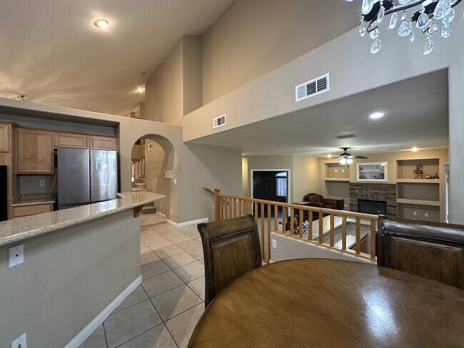 Building Photo - 2596 Mizzoni Cir