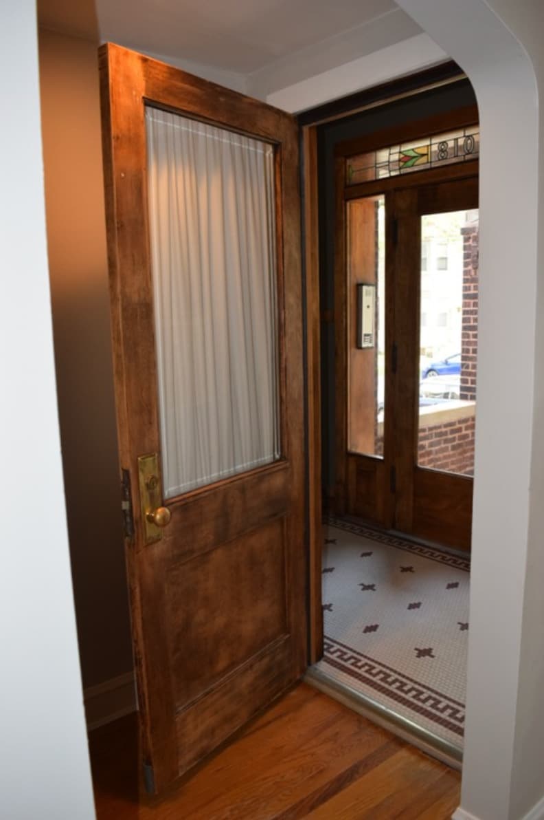 Building Photo - 3018 S Union Ave