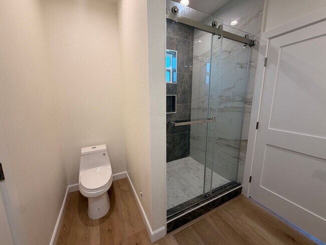 Building Photo - New Construction 3BR 2.5BA • Open Concept • A/C • Near USC $1,000.00 Off One Month's Rent Move In...