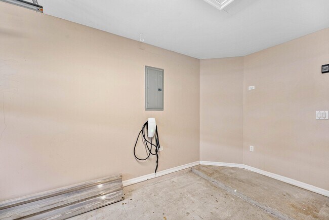 Building Photo - 4144 Manor Forest Trail